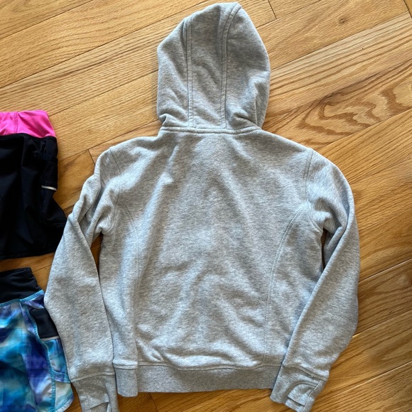 Athleta Lot (Medium 8-10) - Picture 6 of 9